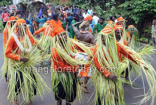 Minister Umashri presents new plans for Kannada culture 1